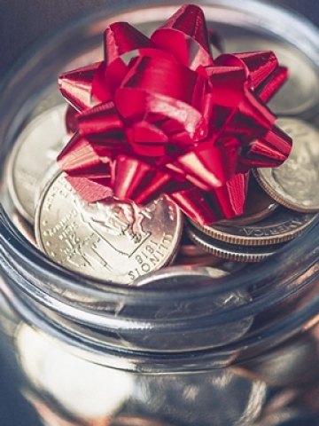 Christmas money jar with American 